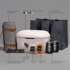 Alternative view of Yatta Sophisticated Soiree Hamper