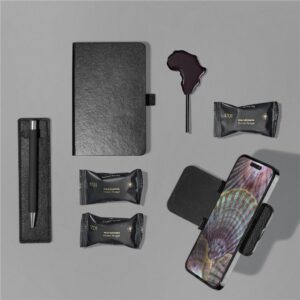 Alternative view of Yatta Gadget Grove Hamper