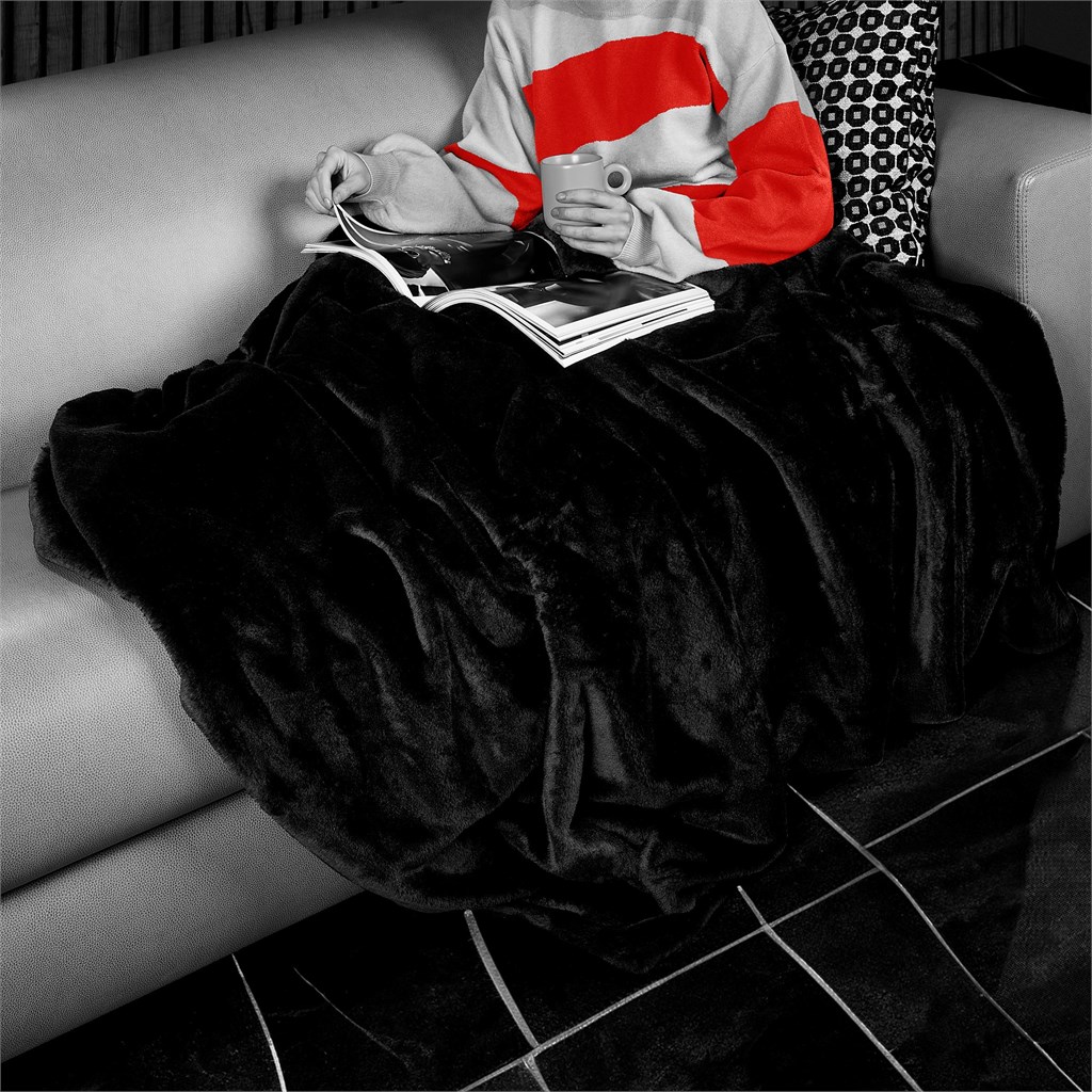 Alex Varga Palazzo Faux Fur Fleece Blanket - Image 9