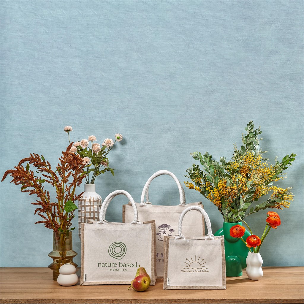 Okiyo Chinsai Mini Jute & Cotton Gift Bag - Image 9