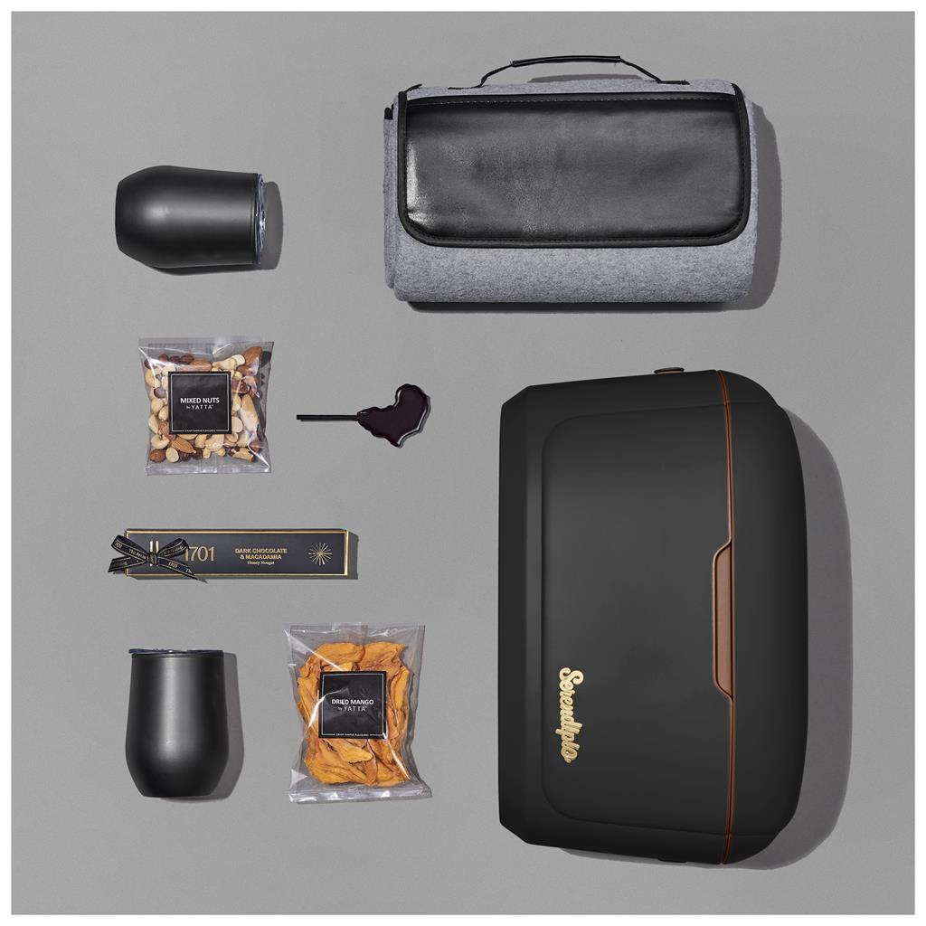 Yatta Lavish Leisure Hamper - Image 5