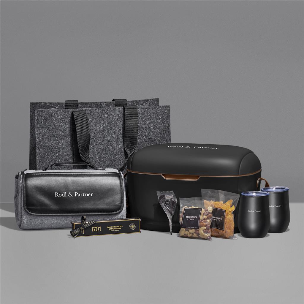 Yatta Lavish Leisure Hamper - Image 6