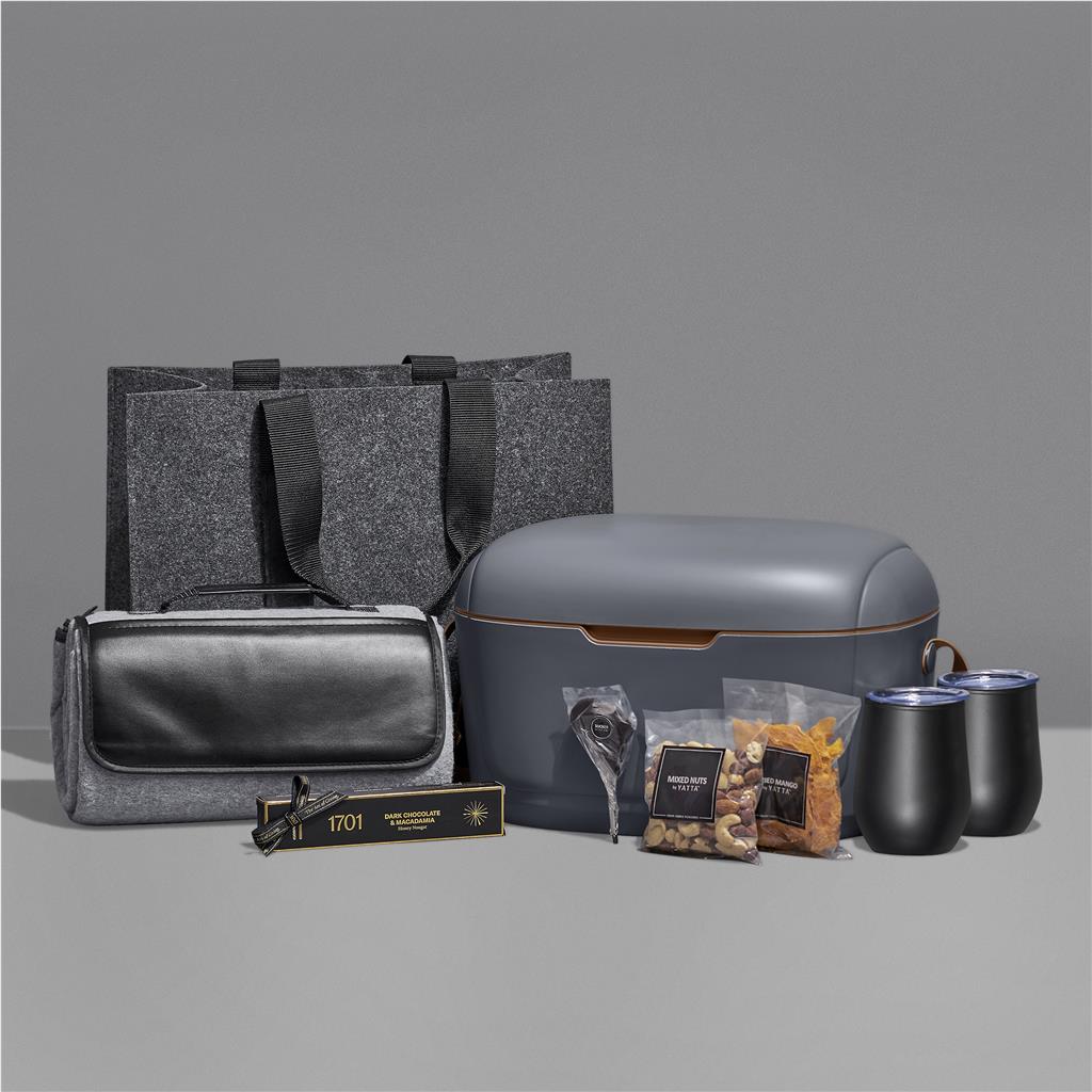 Yatta Lavish Leisure Hamper - Image 12