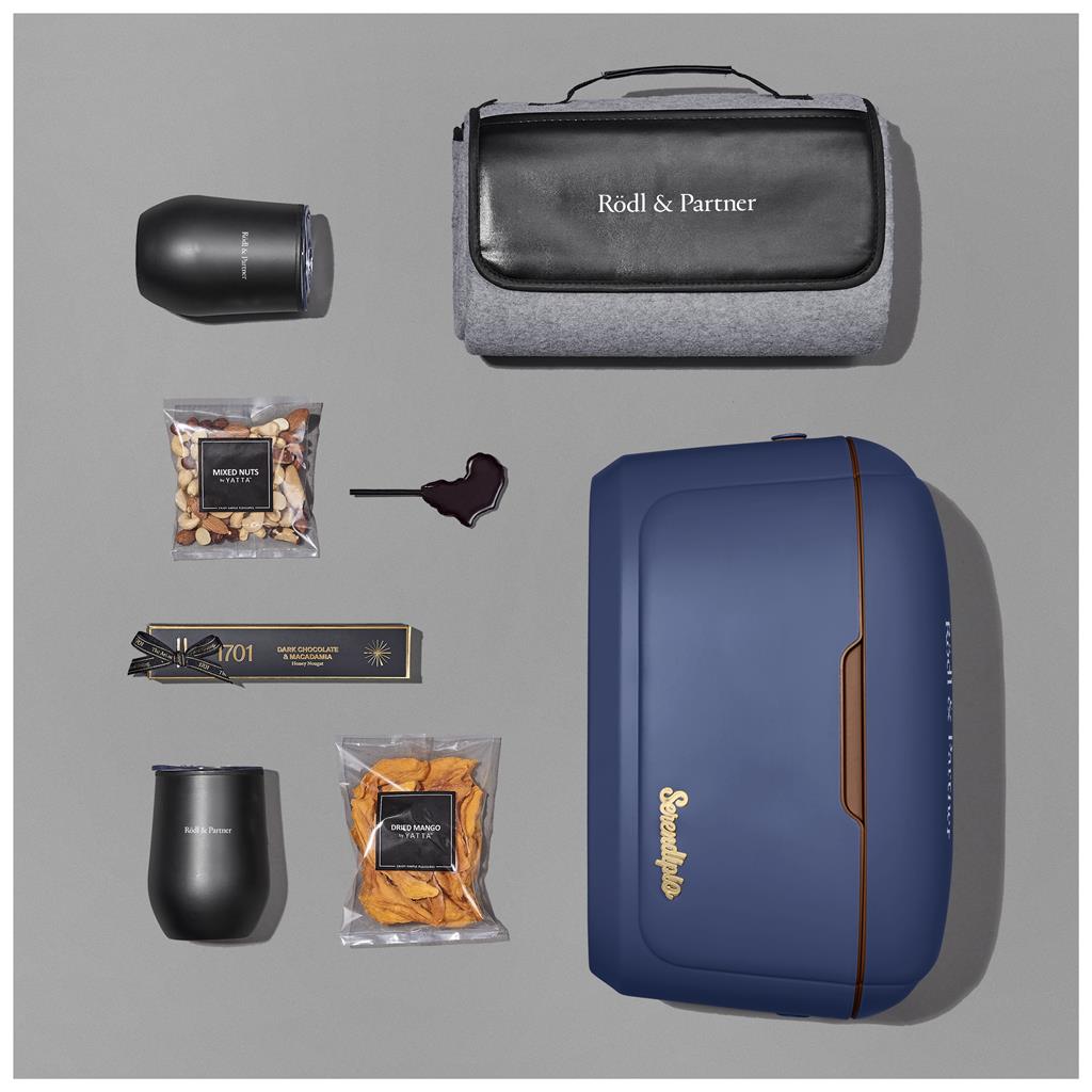 Yatta Lavish Leisure Hamper - Image 18