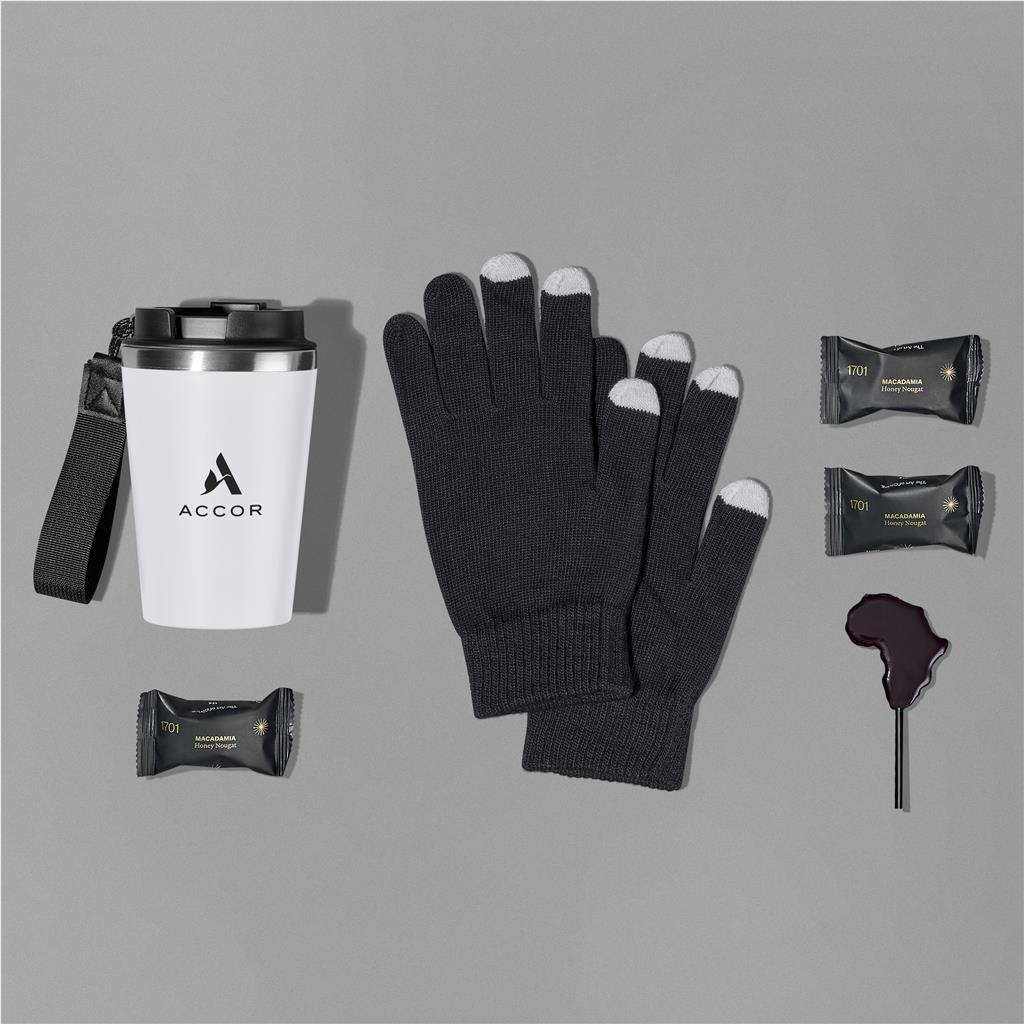 Yatta Cute & Cosy Hamper - Image 27